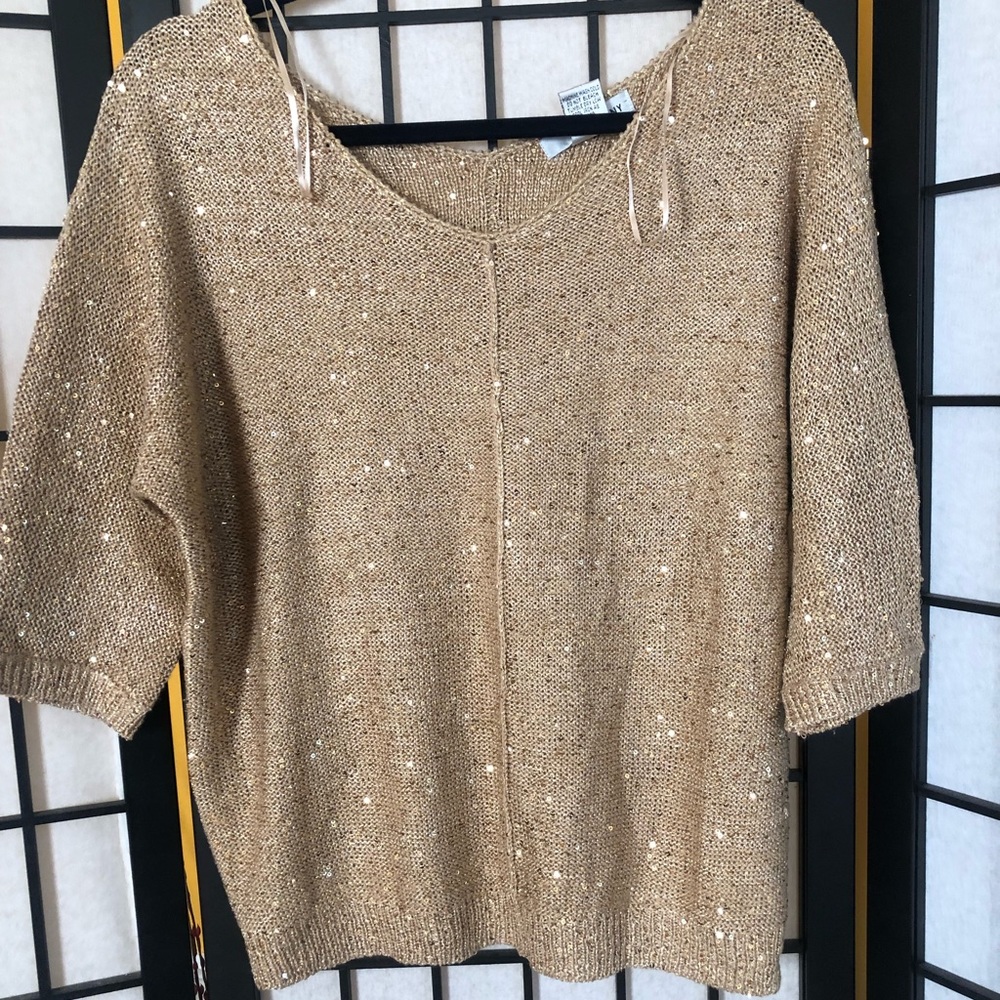 Gold top. Good condition.